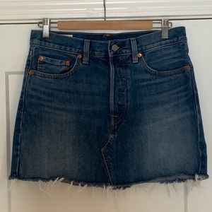 Levi’s Denim Mini Skirt